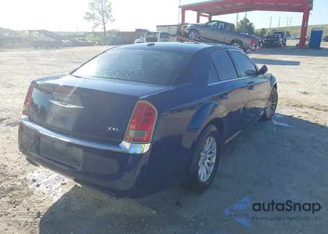 2014 Chrysler 300 z USA, uszkodzony, nr VIN 2C3CCAAG3EH382652